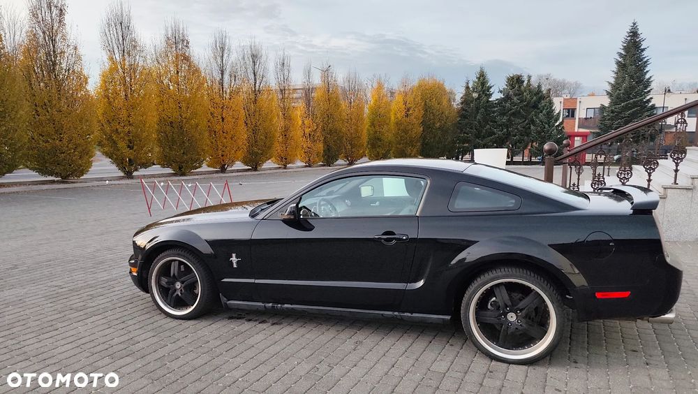 Ford Mustang 4.0 V6 - 6