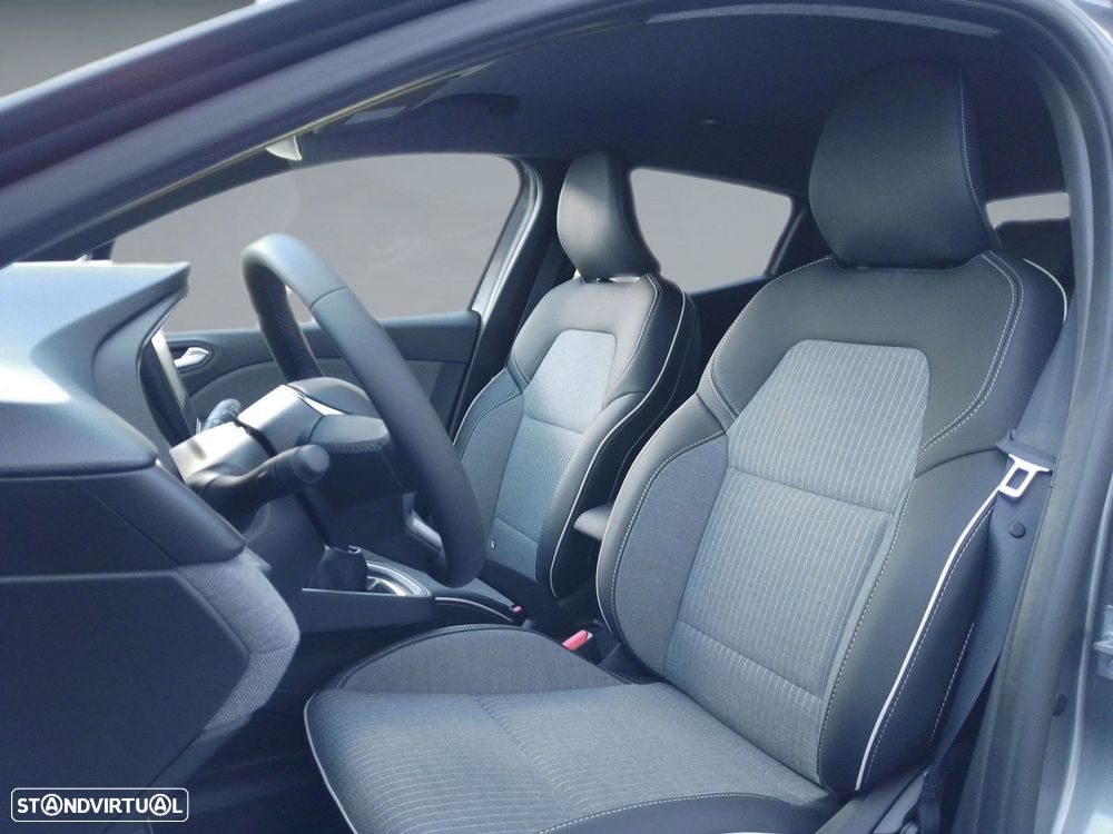 Renault Clio 1.0 TCe Techno Bi-Fuel - 11