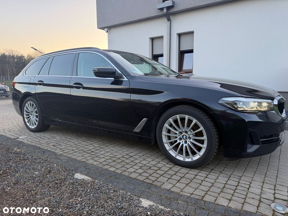 BMW Seria 5 530e - 4