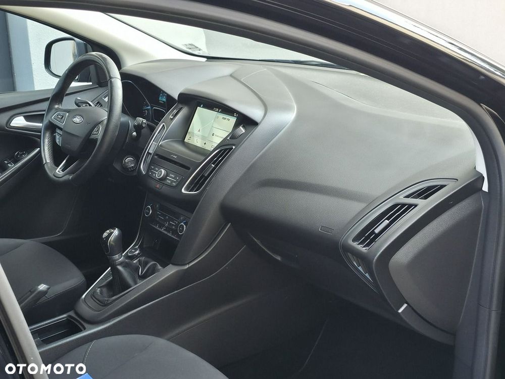 Ford Focus - 10