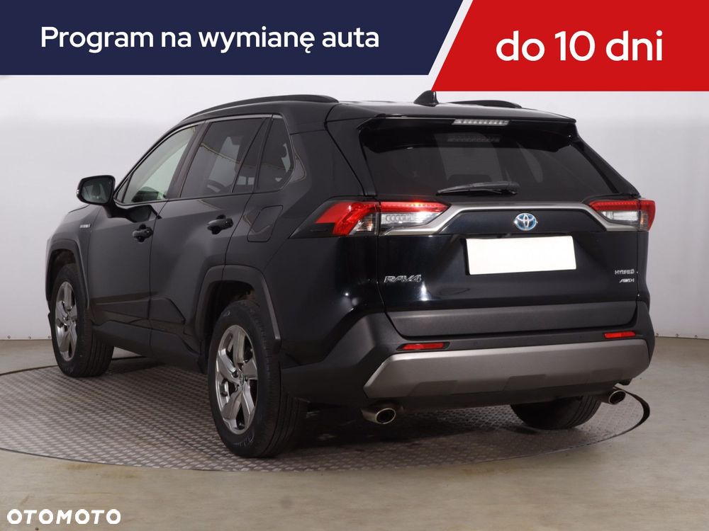 Toyota RAV4 - 6