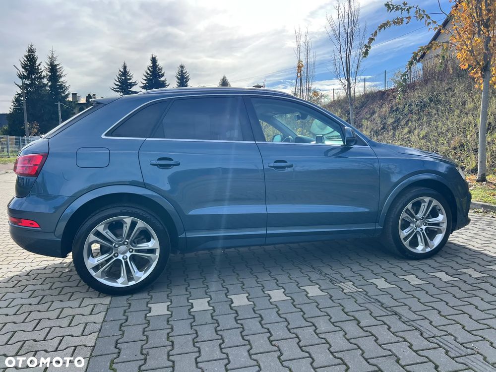 Audi Q3 2.0 TFSI Quattro S tronic design - 10