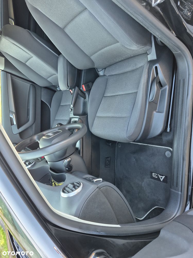 Audi A3 Sportback 1.6 Ambition - 13