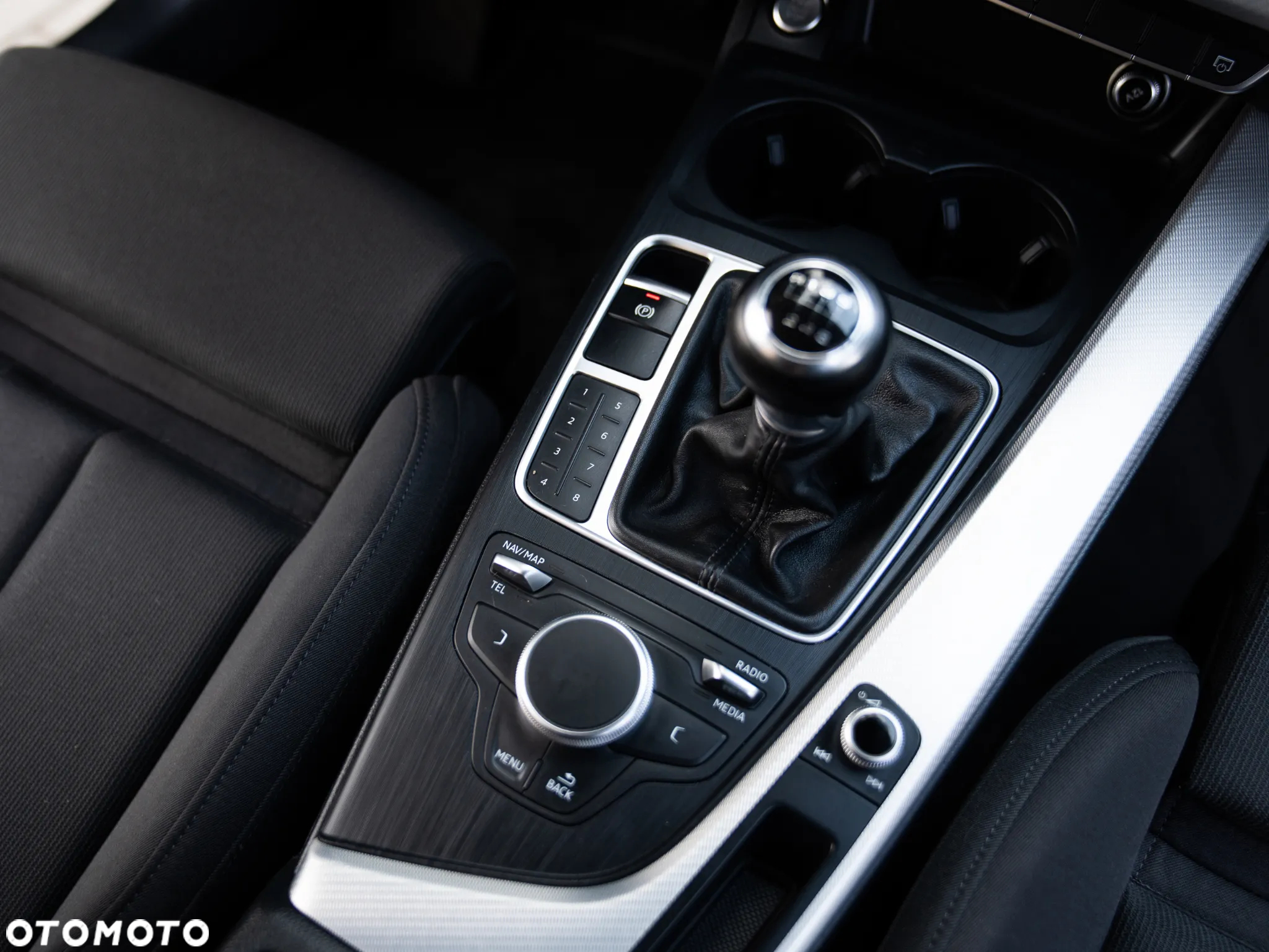 Audi A4 Avant 2.0 TDI ultra sport - 38