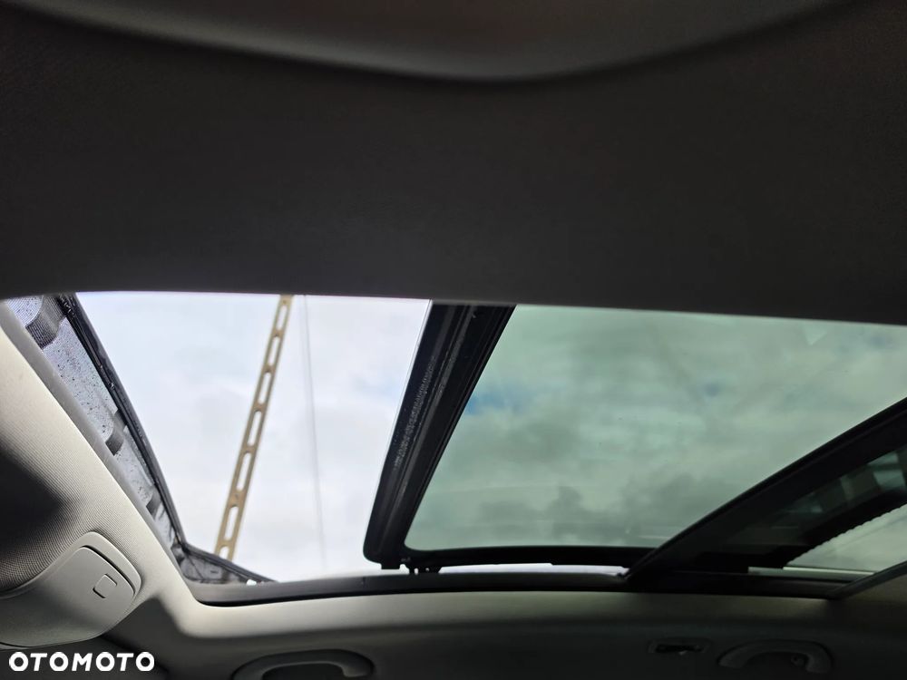 Volkswagen Tiguan 1.4 TSI BlueMotion Technology Lounge Sport & Style - 25