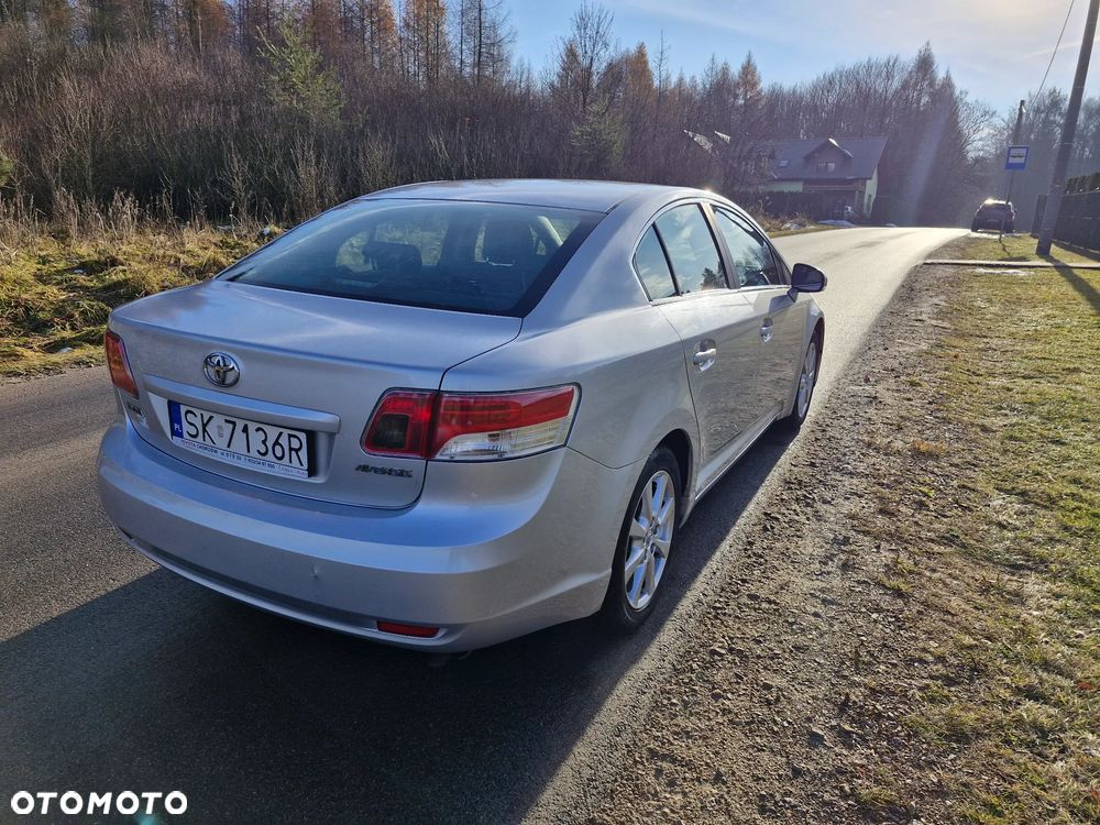 Toyota Avensis 2.0 Sol plus MS - 6