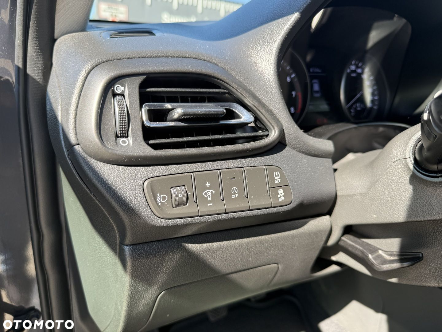 Hyundai i30 1.5 DPI Modern - 11