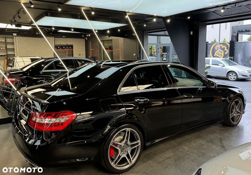 Mercedes-Benz Klasa E 63 AMG AMG Speedshift 7G-MCT - 8