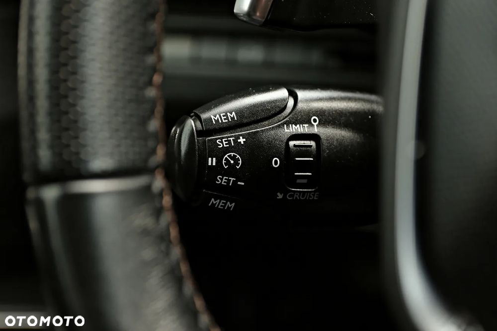 Peugeot 5008 BlueHDi 180 EAT8 GT - 24