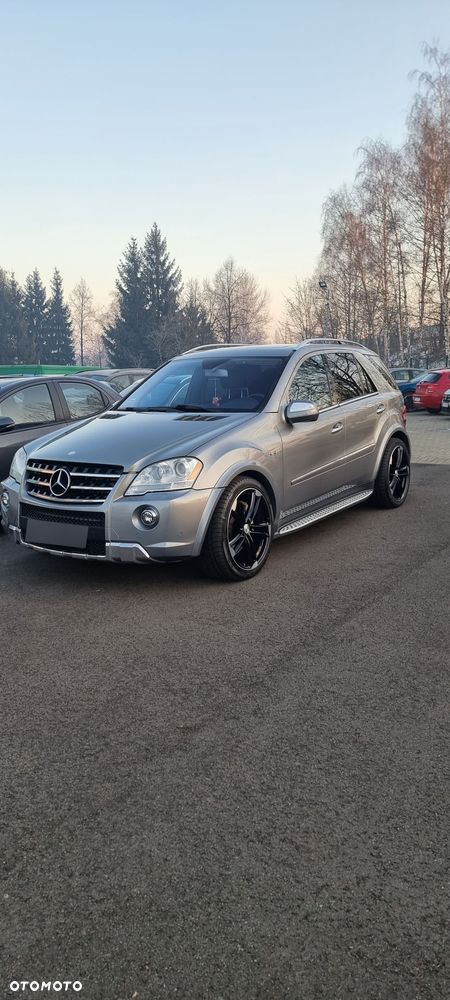 Mercedes-Benz ML 63 AMG 4-Matic - 16
