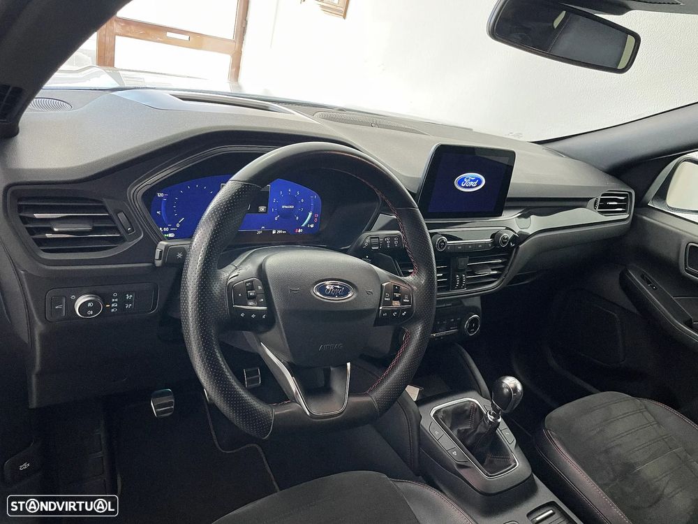 Ford Kuga 1.5 EcoBoost ST-Line X - 7