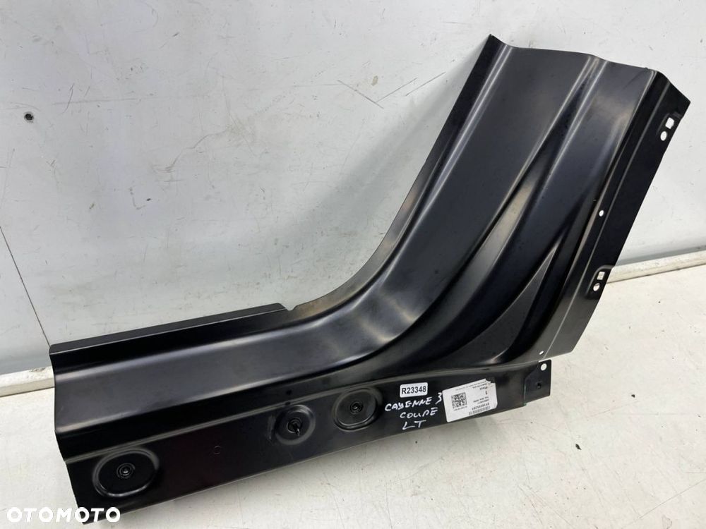 Poszycie Porsche Cayenne 9y3 COUPE 19r.- lewy tylny próg poszycie dół błotnika fragment progu NOWE - 2