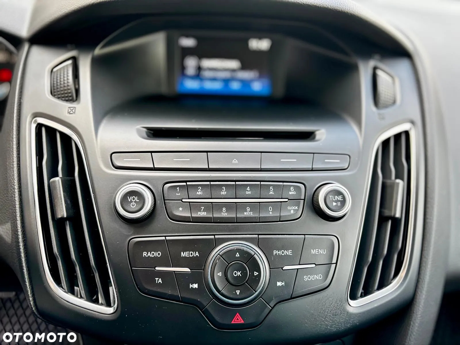 Ford Focus 1.5 EcoBlue Active - 14