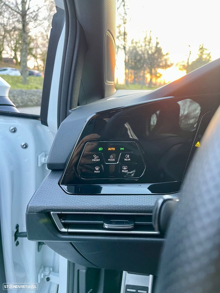 VW Golf 1.4 eHybrid OPF DSG GTE - 14