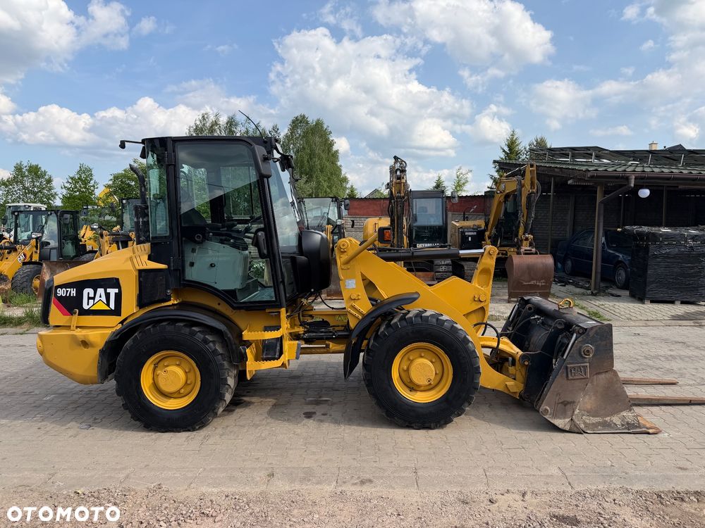 Caterpillar 907H - 5