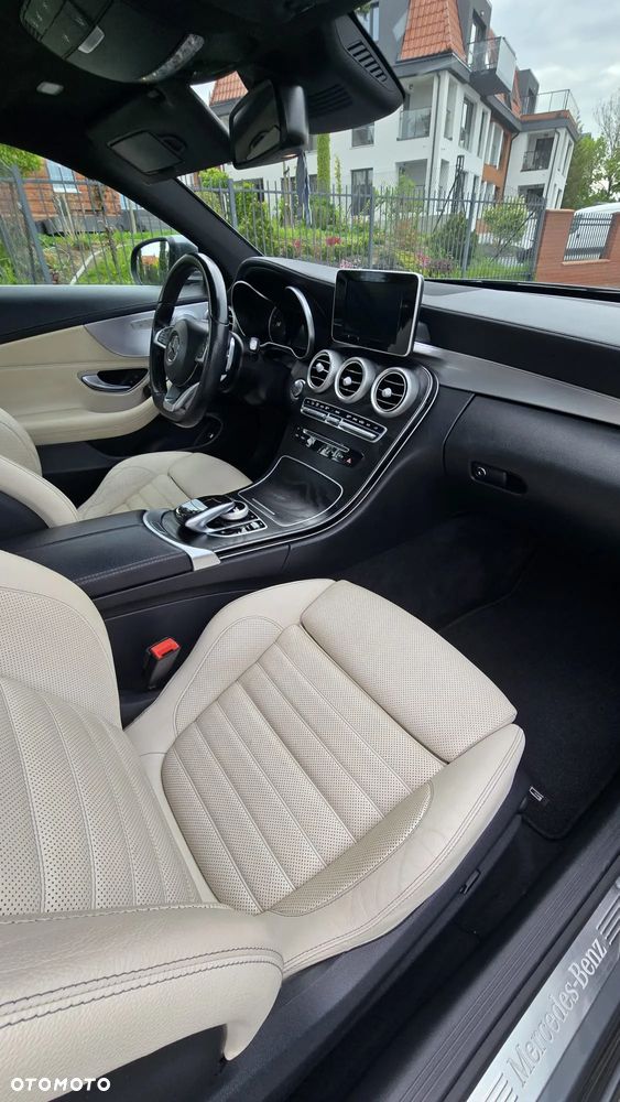 Mercedes-Benz Klasa C 200 4-Matic 9G-TRONIC - 7