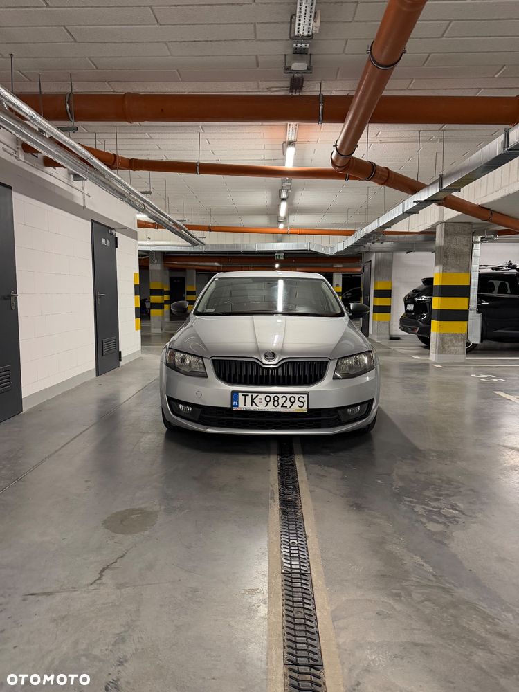 Skoda Octavia 1.6 TDI Active - 6