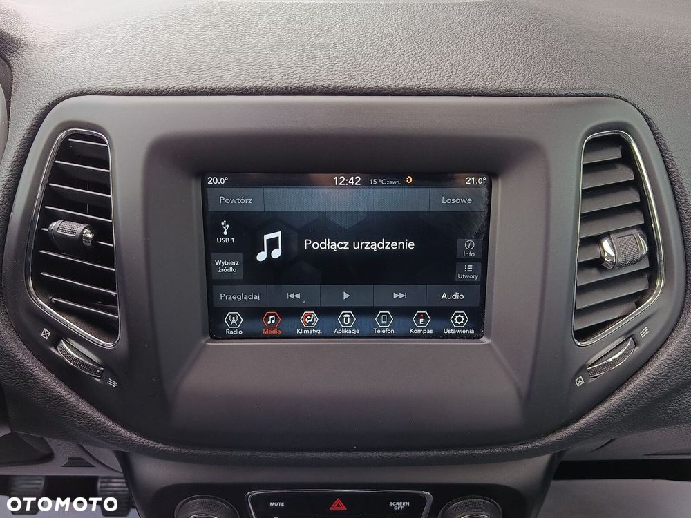 Jeep Compass - 19