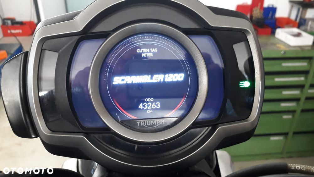 Triumph Scrambler - 3