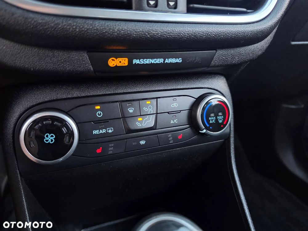 Ford Fiesta 1.1 COOL&CONNECT - 16
