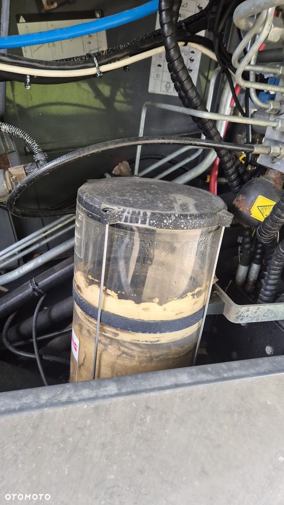 Claas Lexion 660 z hederem - 19