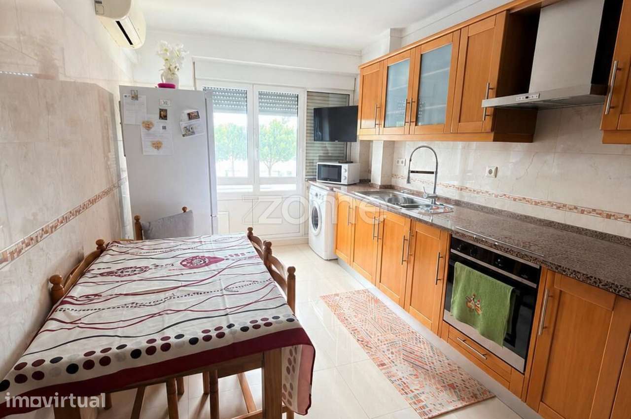 Apartamento T3 totalmente renovado em São João Baptista, Entroncame... - Grande imagem: 2/21