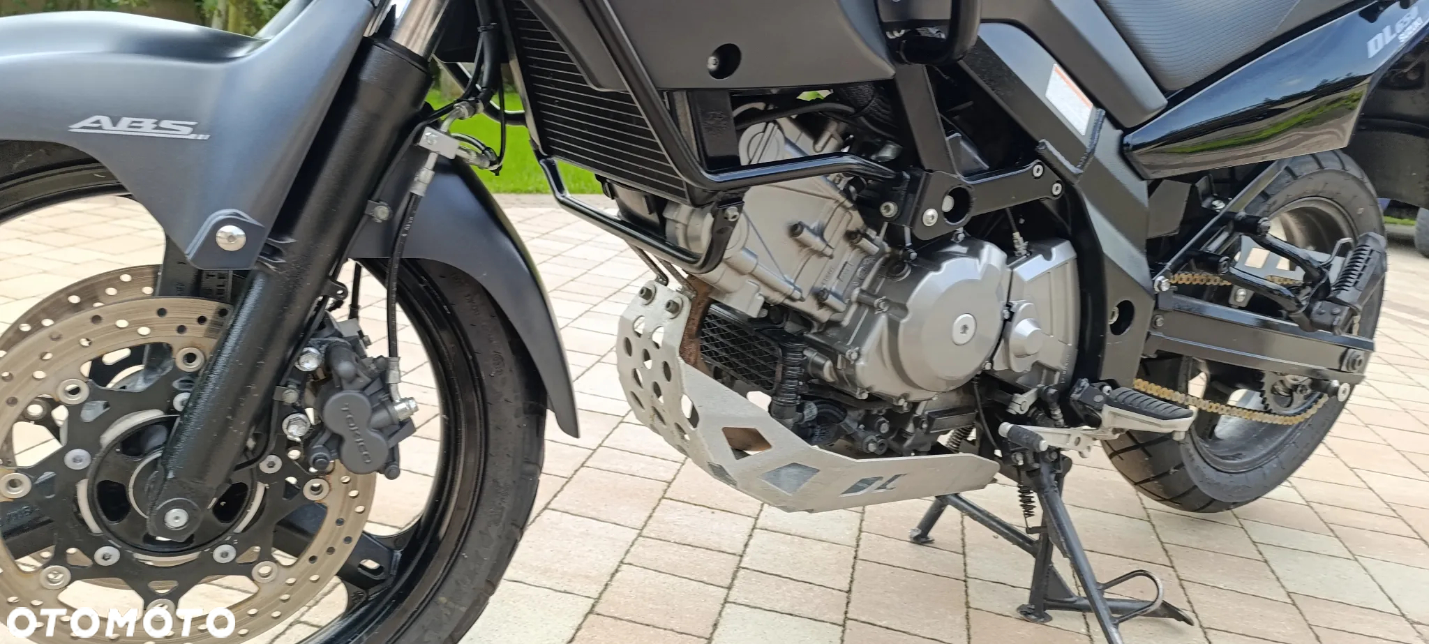 Suzuki V-STROM - 41