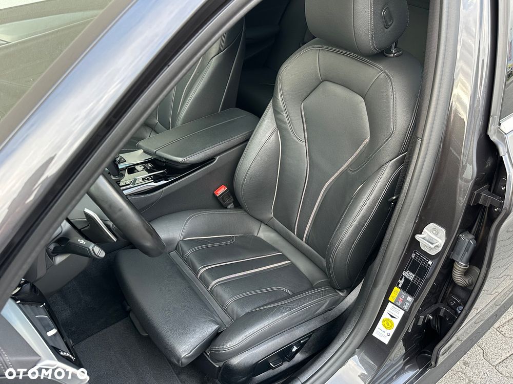 BMW Seria 5 530e xDrive M Sport sport - 20
