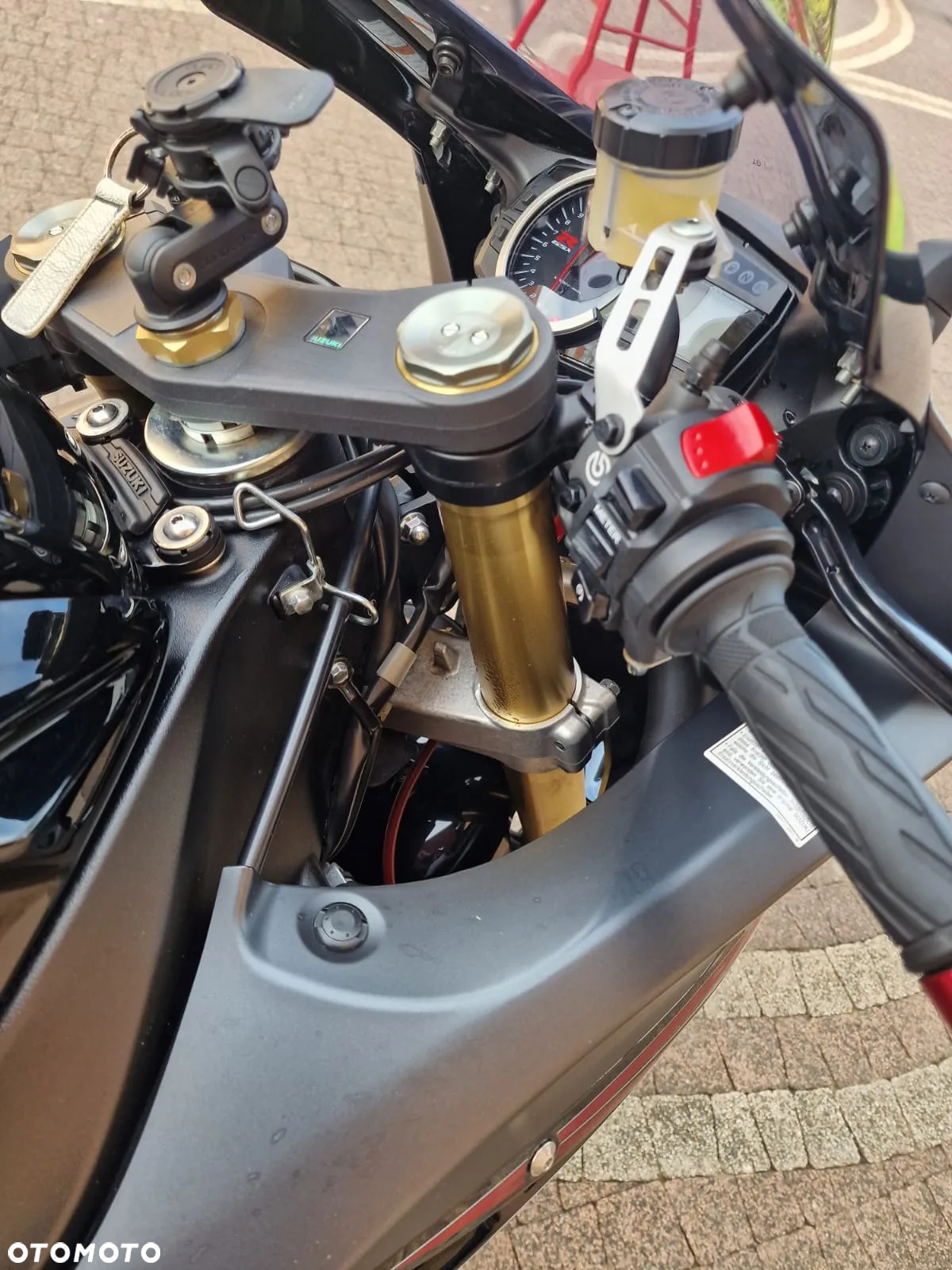 Suzuki GSX-R - 19
