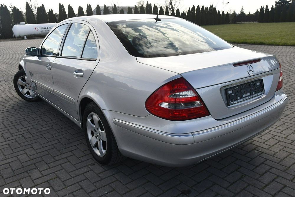 Mercedes-Benz Klasa E - 11