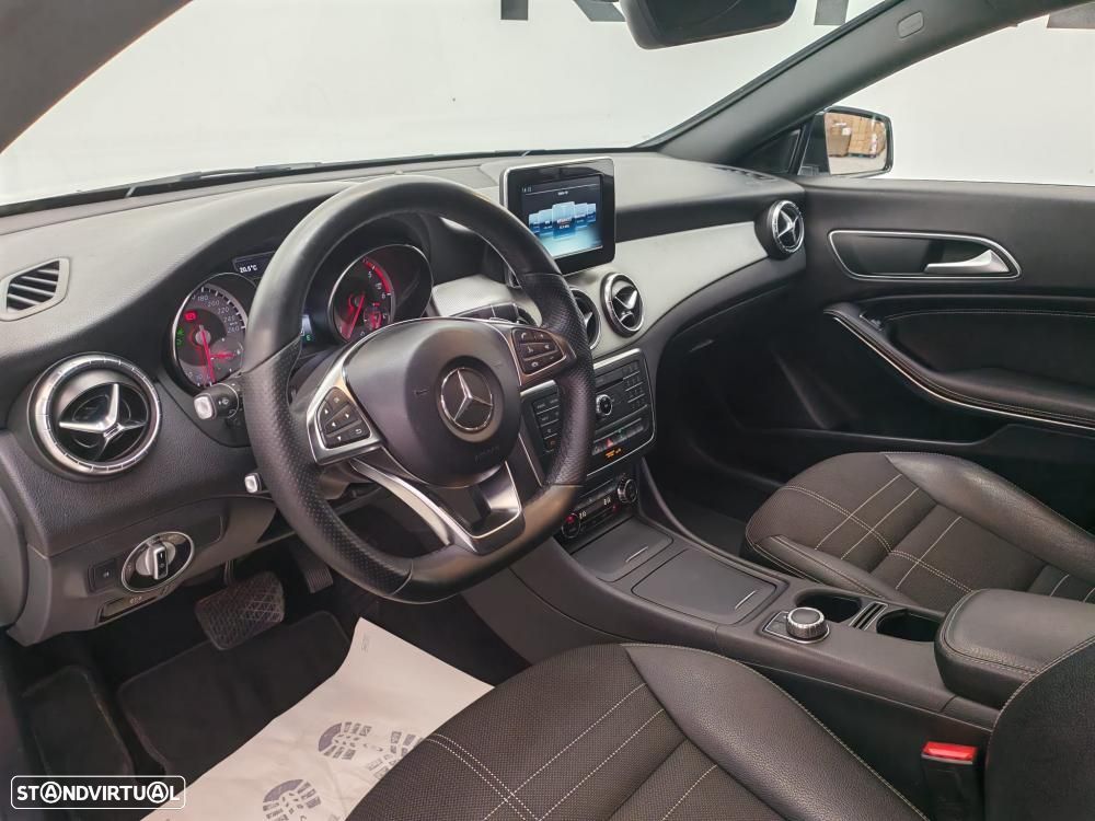 Mercedes-Benz CLA 200 d Shooting Brake AMG Line Aut. - 14