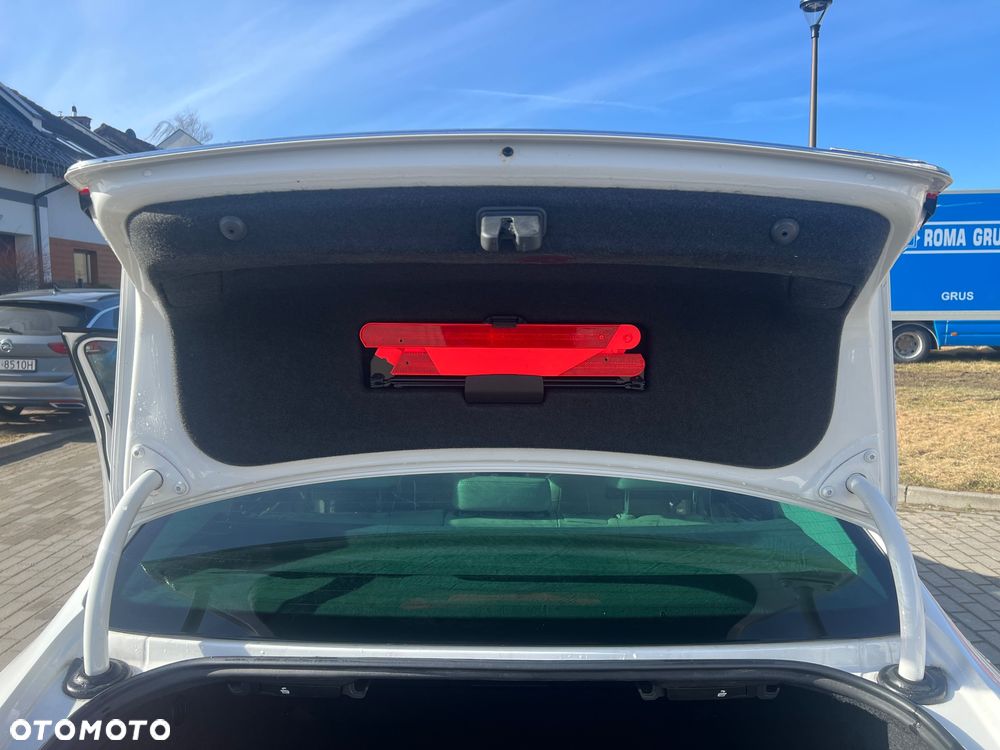 Volkswagen Passat 2.0 TDI BlueMotion Technology Highline - 36