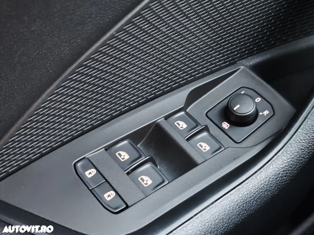 Skoda Octavia 2.0 TDI DSG Ambition - 24