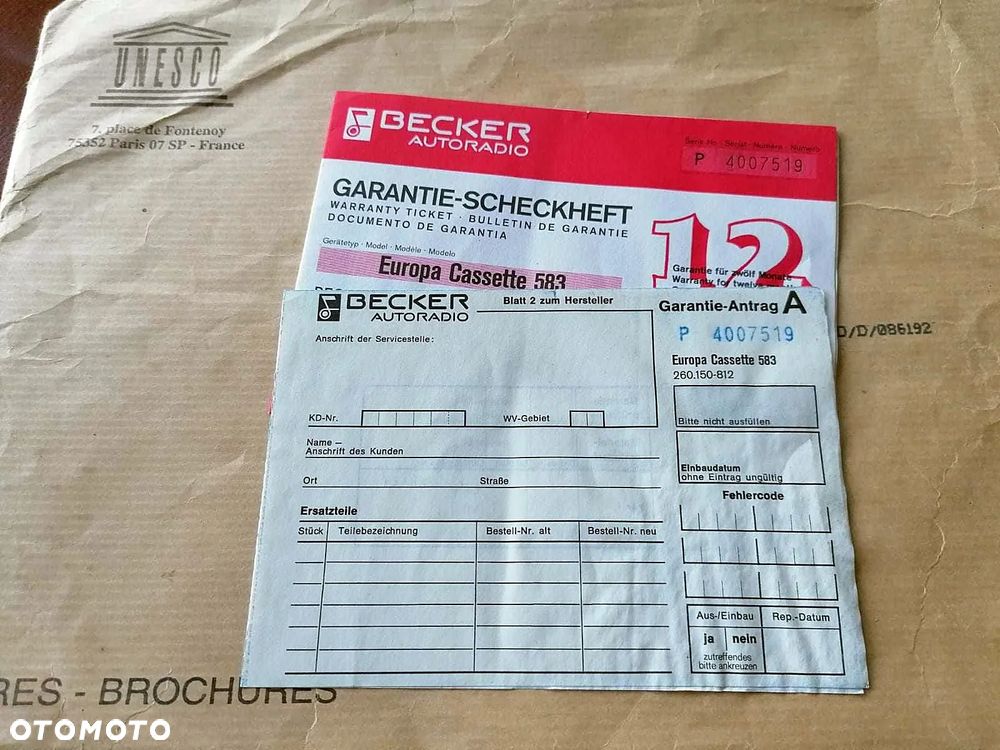 Mercedes-Benz W123 - 21