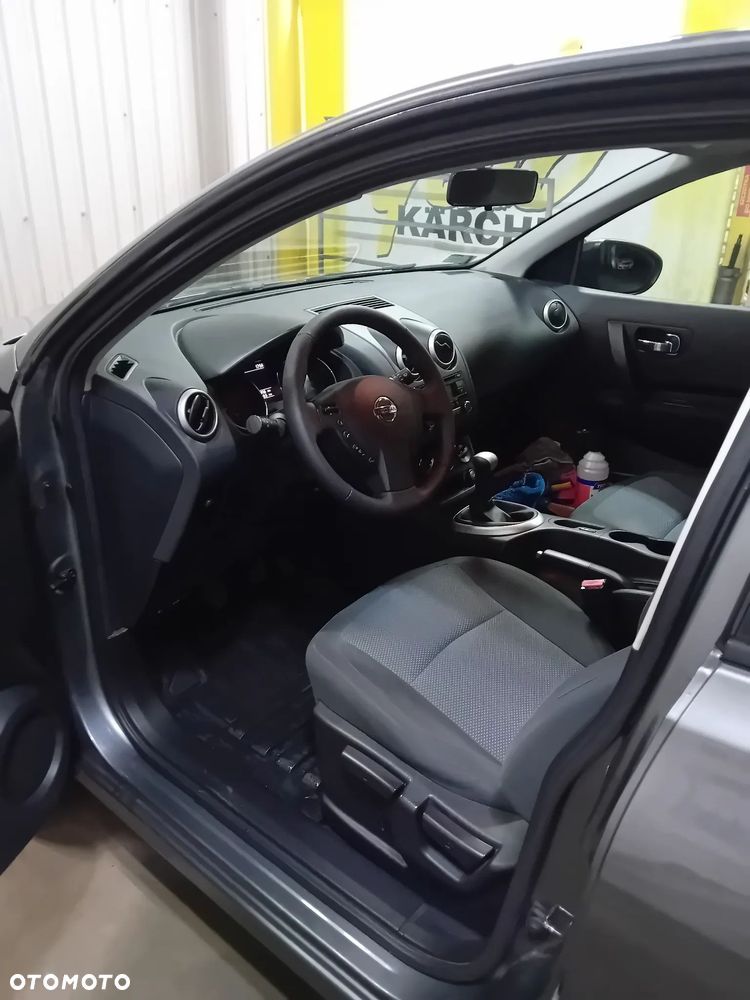 Nissan Qashqai 1.6 Visia - 29