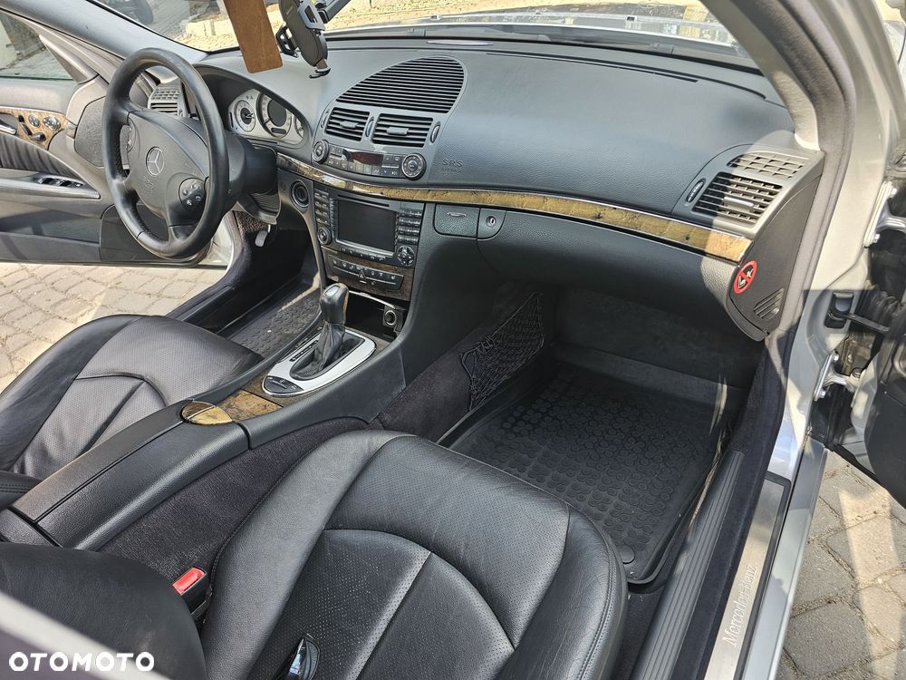 Mercedes-Benz Klasa E 320 CDI Avantgarde DPF - 9