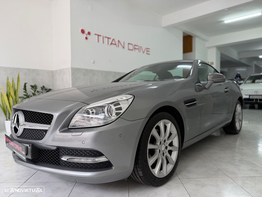 Mercedes-Benz SLK 200 (BlueEFFICIENCY) - 1