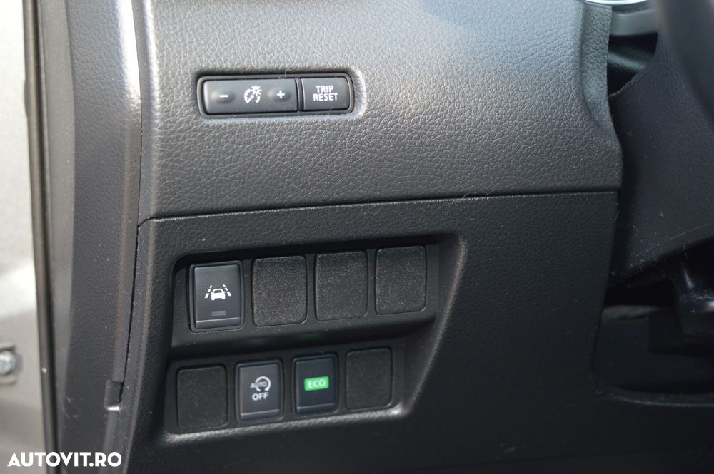 Nissan Qashqai 1.6 DCI Start/Stop X-TRONIC Tekna - 12