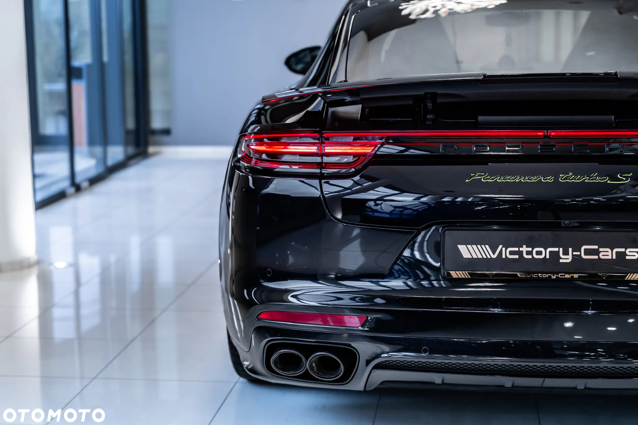Porsche Panamera - 8