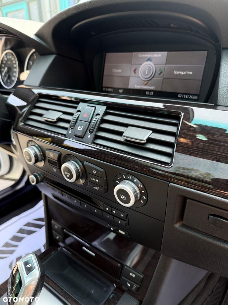 BMW Seria 5 - 30