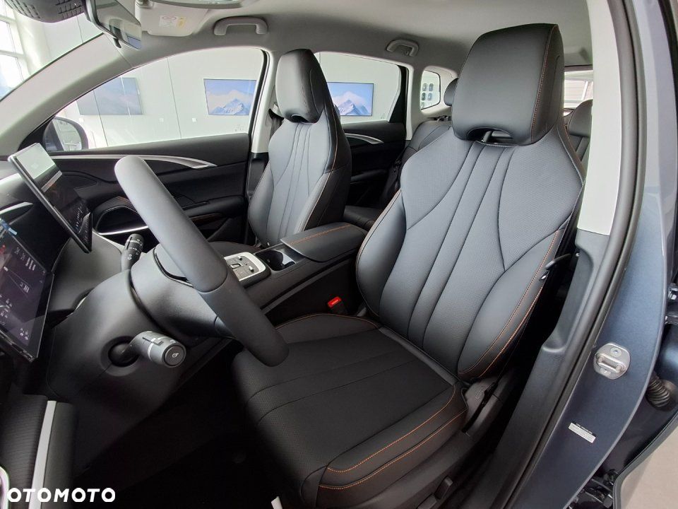 BYD Sealion 5 - 14