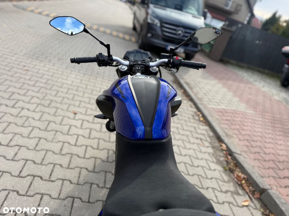 Yamaha MT - 12