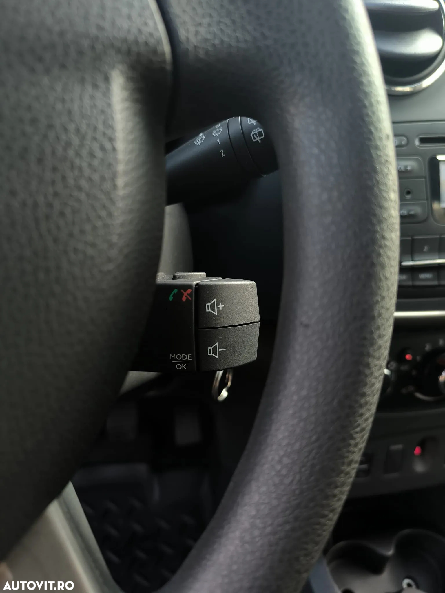 Dacia Logan MCV 1.2 Ambiance - 17