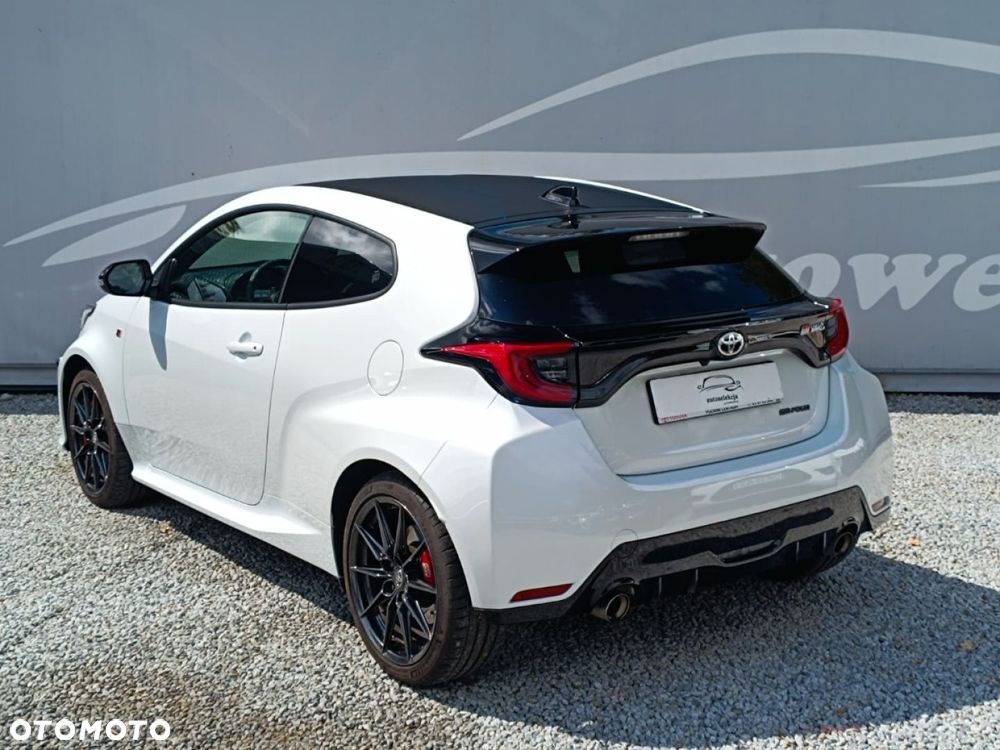 Toyota GR Yaris - 4