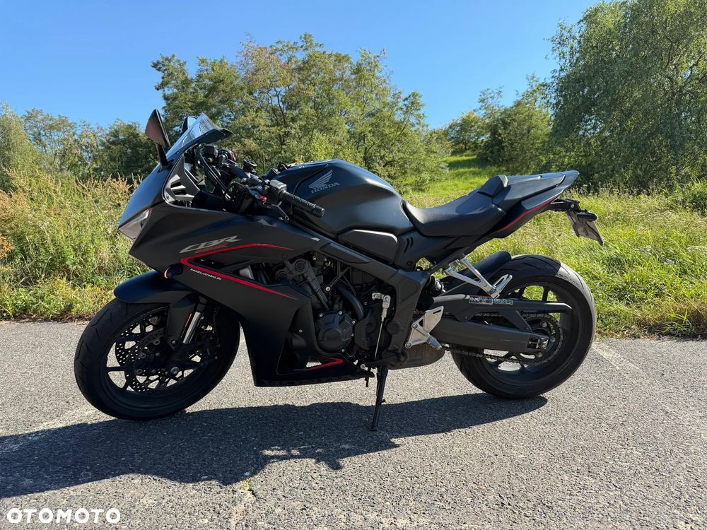 Honda CBR - 8