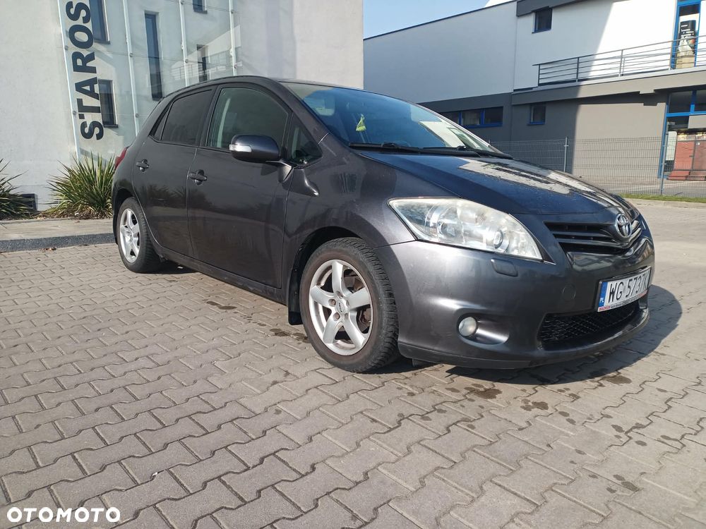 Toyota Auris 1.4 D-4D Terra - 5