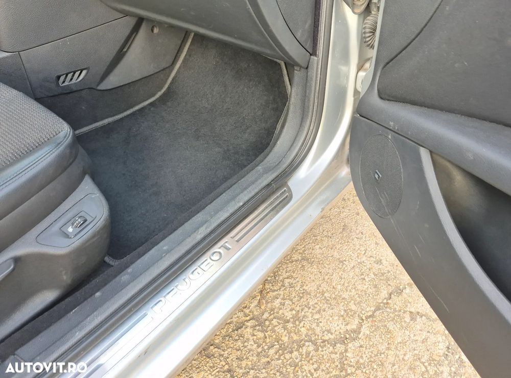 Peugeot 407 HDi 135 Automatik JBL - 39