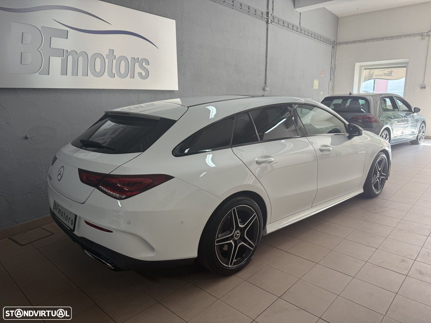 Mercedes-Benz CLA 180 d Shooting Brake AMG Line Aut. - 4