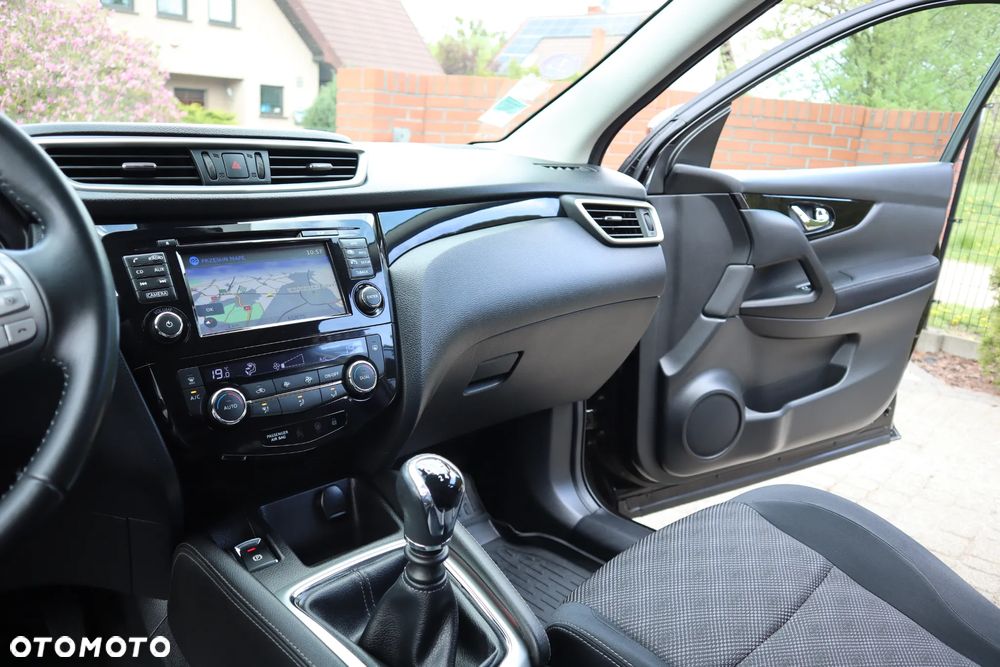 Nissan Qashqai 1.2 DIG-T N-Connecta - 18