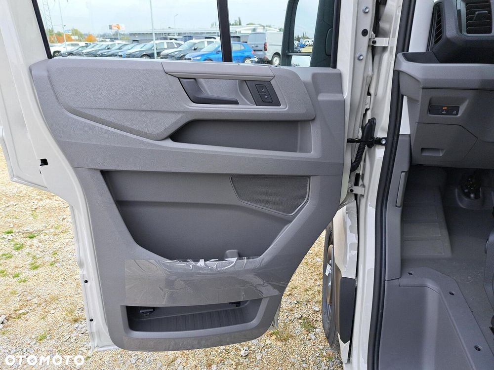 Volkswagen Crafter - 11